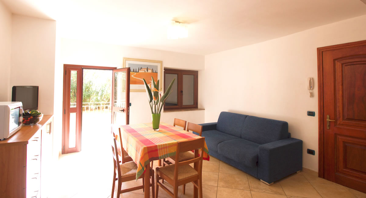 Three-room apartments Residence Due Mari